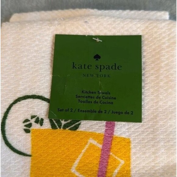 kate spade. Charming kitchen towel with pink and white checkered design. - Picture 4 of 5